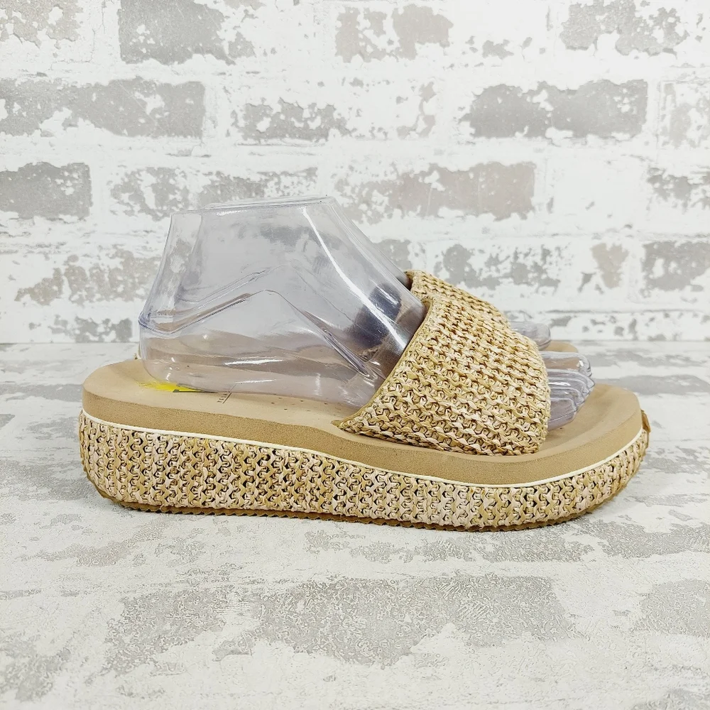 Volatile Tan Woven Platform Slide Sandals - Picture 6 of 12